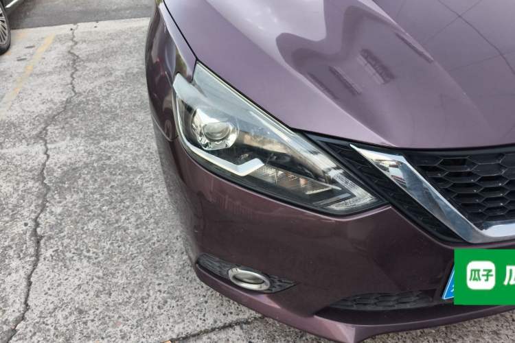 Used Nissan Sylphy 2016 1.8XV CVT Prestige Edition Right Front Headlight