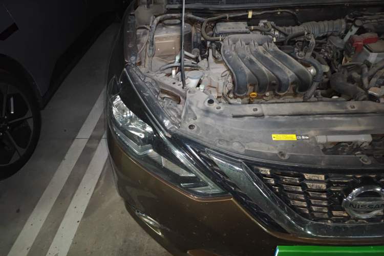 Used Nissan Sylphy 2016 1.6 XL Manual Luxury Edition Right Front Headlight