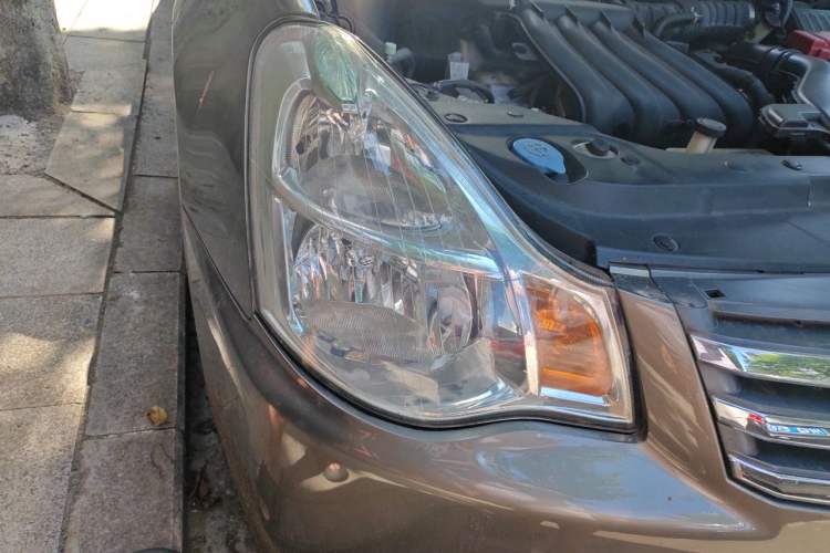 Used Nissan Sylphy 2016 Classic 1.6 XL Automatic Luxury Edition Right Front Headlight