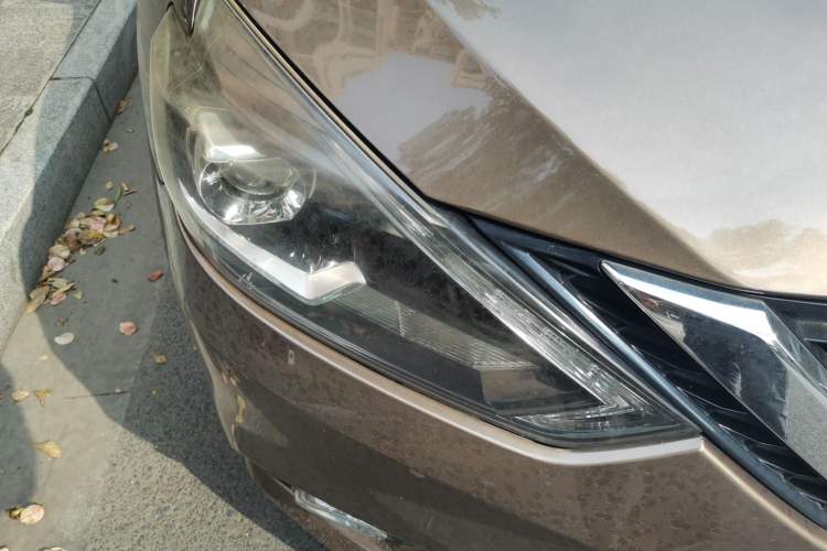 Used Nissan Sylphy 2016 1.6 XL CVT Deluxe Edition Right Front Headlight