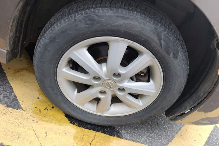 Used Nissan Sylphy 2016 Classic 1.6XE Automatic Leading Edition Right Front Wheel Hub