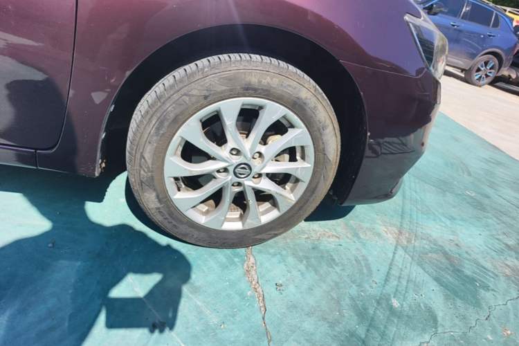 Used Nissan Sylphy 2016 1.6 XL Manual Luxury Edition Right Front Wheel Hub
