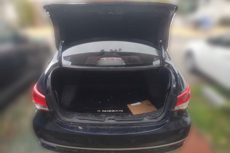 Used Nissan Sylphy 2016 Classic 1.6XE Manual Comfort Edition Trunk