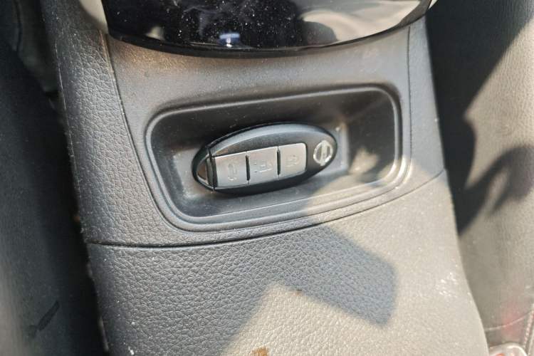 Used Nissan Sylphy 2016 1.6 XL CVT Deluxe Edition Vehicle Key