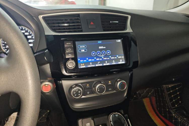 Used Nissan Sylphy 2016 1.6XV CVT Smart Enjoyment Version Audio And AC Panel