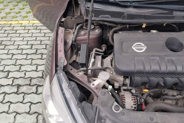Used Nissan Sylphy 2016 1.6XV CVT Smart Enjoyment Version Engine Bay Right