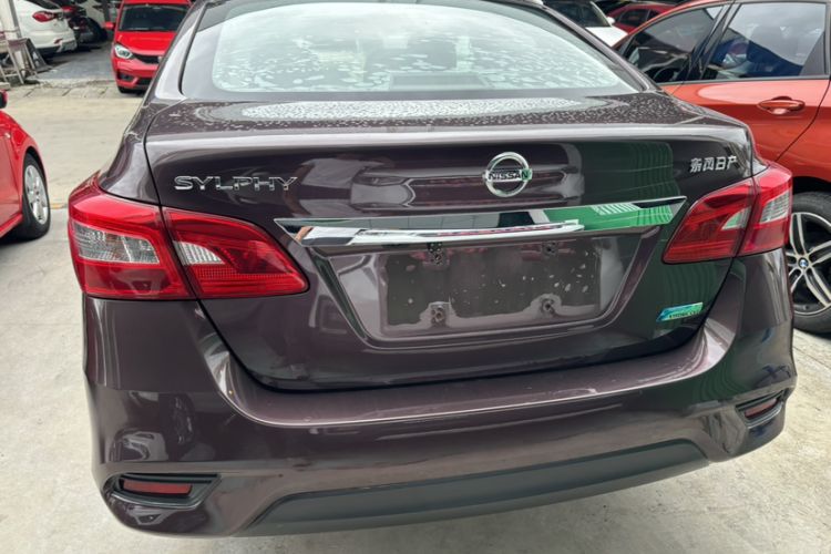 Used Nissan Sylphy 2016 1.6 XL CVT Deluxe Edition Exterior 4