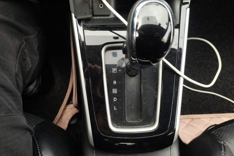 Used Nissan Sylphy 2016 1.6XV CVT Smart Enjoyment Version Gear Lever