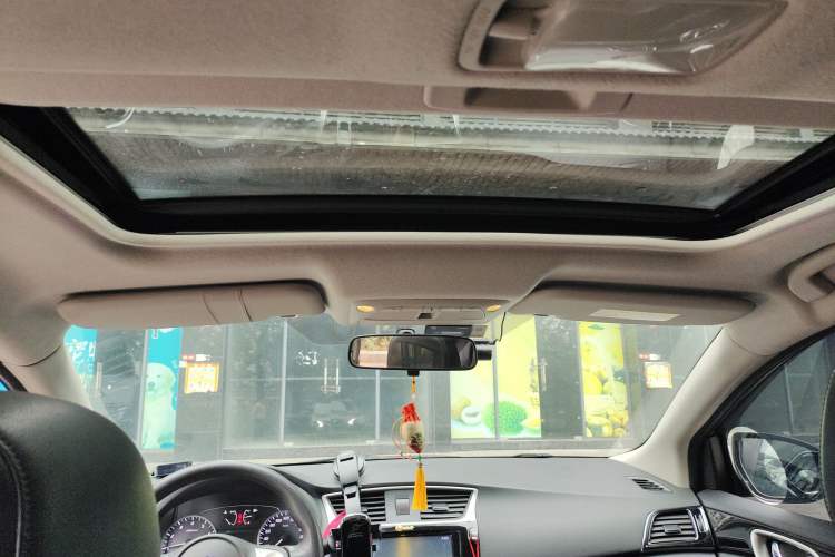Used Nissan Sylphy 2016 1.6 XL CVT Deluxe Edition Headliner