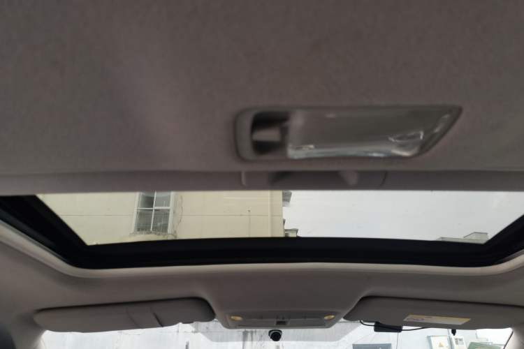 Used Nissan Sylphy 2016 1.6XV CVT Smart Enjoyment Version Headliner