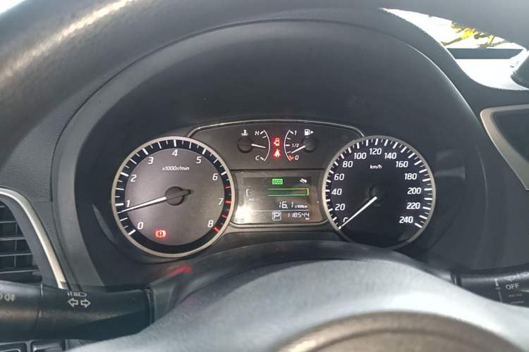 Used Nissan Sylphy 2016 1.6 XL CVT Luxury Edition Instrument Cluster