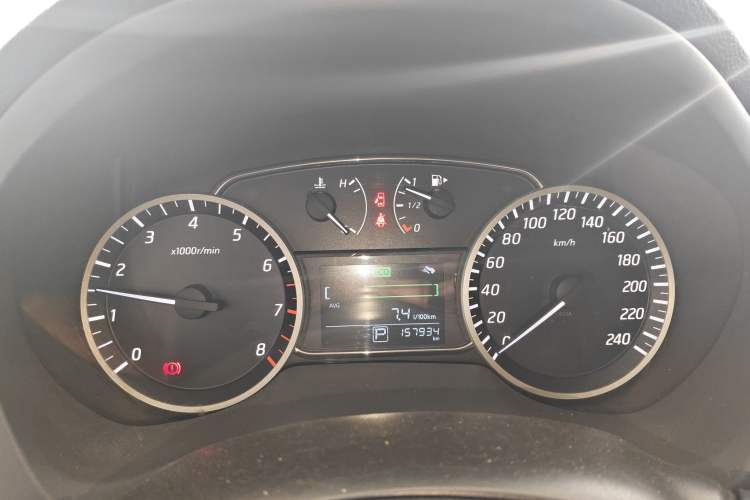 Used Nissan Sylphy 2016 1.6 XL CVT Luxury Edition Instrument Cluster