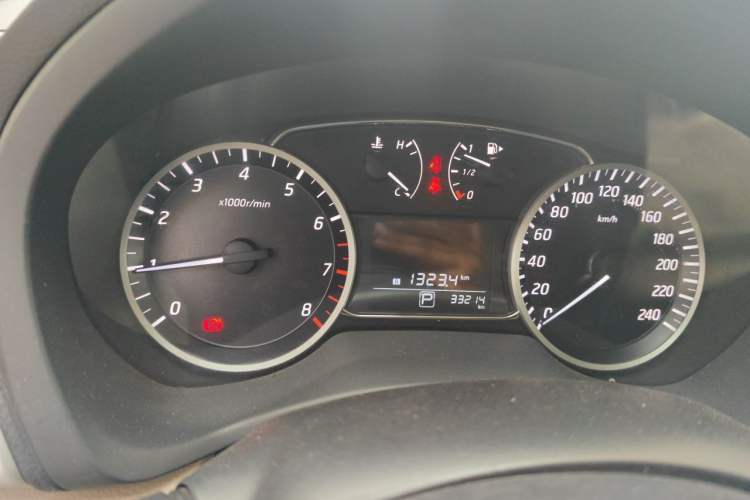 Used Nissan Sylphy 2016 1.6 XL CVT Luxury Edition Instrument Cluster