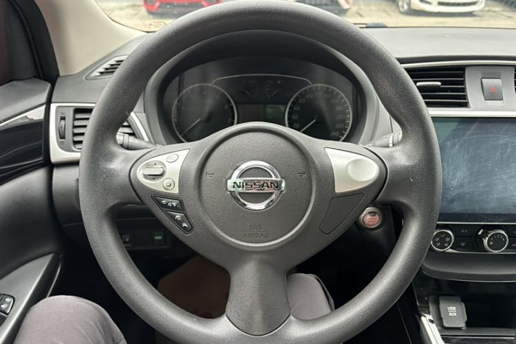 Used Nissan Sylphy 2016 1.6 XL CVT Deluxe Edition Interior 2