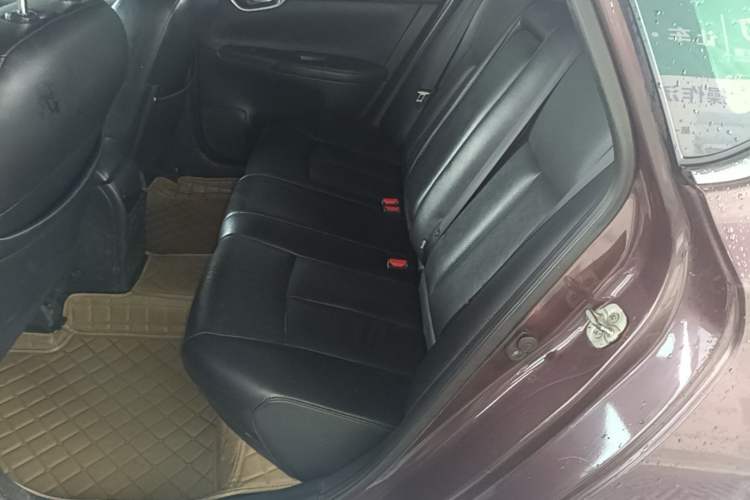 Used Nissan Sylphy 2016 1.6 XL CVT Luxury Edition Left Rear Seat