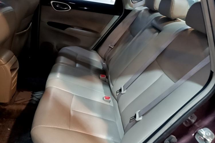Used Nissan Sylphy 2016 1.6XV CVT Smart Enjoyment Version Left Rear Seat