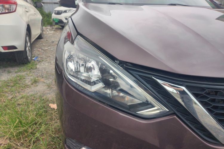 Used Nissan Sylphy 2016 1.6 XL CVT Luxury Edition Right Front Headlight