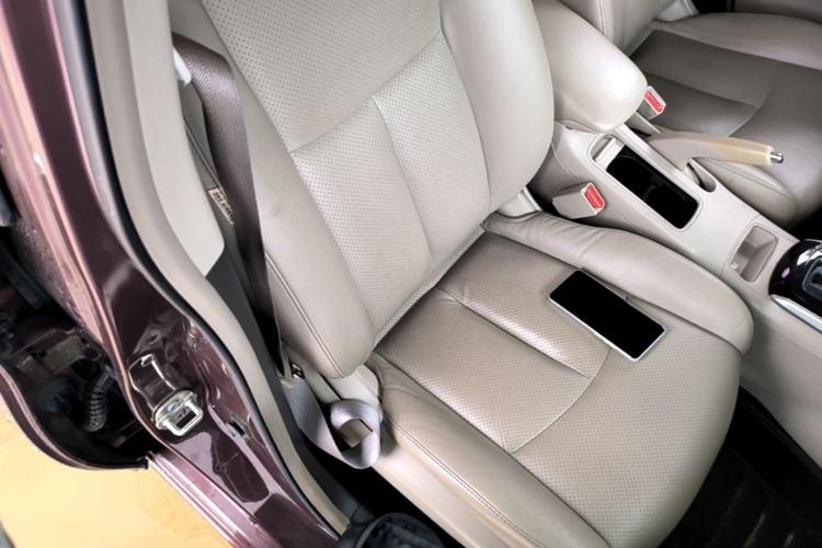 Used Nissan Sylphy 2016 1.6 XL CVT Deluxe Edition Right Front Seat