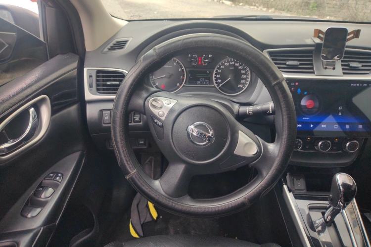 Used Nissan Sylphy 2016 1.6 XL CVT Luxury Edition Steering Wheel