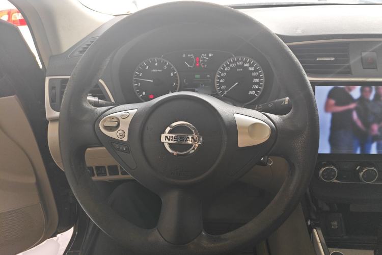 Used Nissan Sylphy 2016 1.6 XL CVT Luxury Edition Steering Wheel