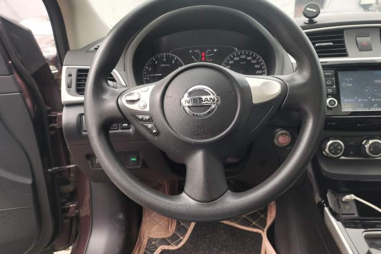 Used Nissan Sylphy 2016 1.6XV CVT Smart Enjoyment Version Steering Wheel