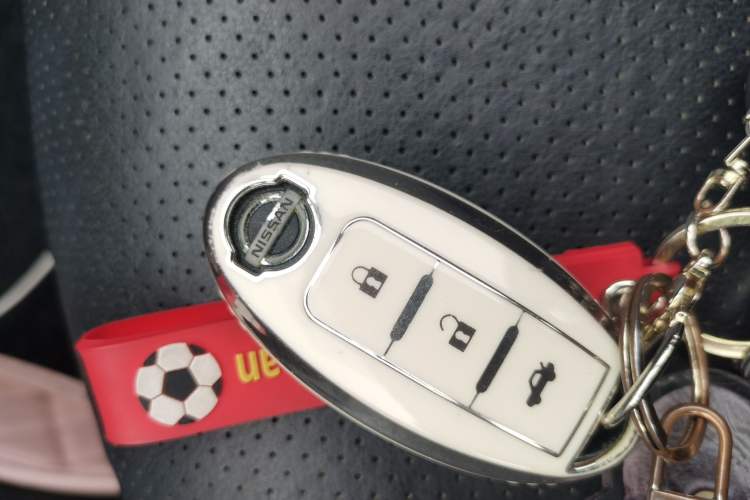 Used Nissan Sylphy 2016 1.6XV CVT Smart Enjoyment Version Vehicle Key
