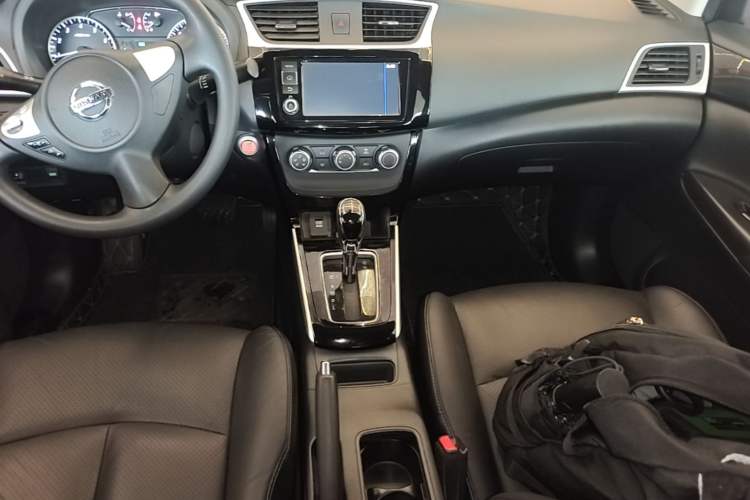 Used Nissan Sylphy 2016 1.6 XL CVT Deluxe Edition Audio And AC Panel