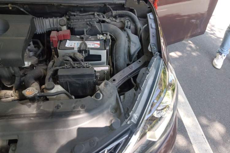 Used Nissan Sylphy 2016 1.6XV CVT Smart Enjoyment Version Engine Bay Left
