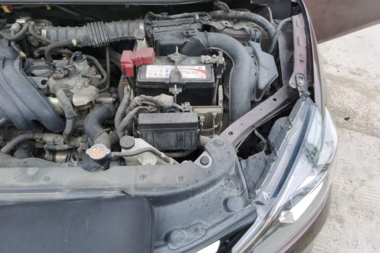 Used Nissan Sylphy 2016 1.6XE CVT Comfort Edition Engine Bay Left