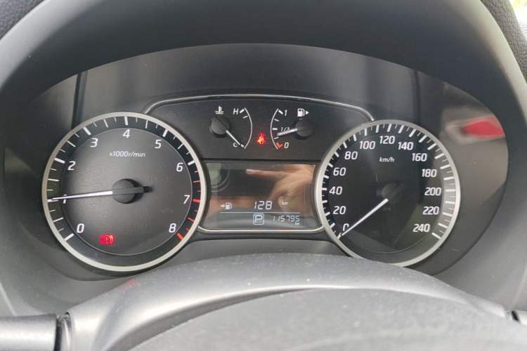 Used Nissan Sylphy 2016 1.6 XL CVT Deluxe Edition Instrument Cluster