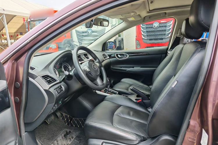 Used Nissan Sylphy 2016 1.6 XL CVT Deluxe Edition Interior 2