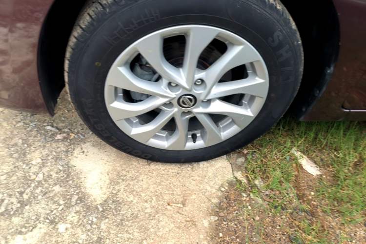 Used Nissan Sylphy 2016 1.6XV CVT Smart Enjoyment Version Left Front Wheel Hub