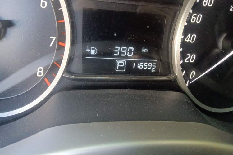 Used Nissan Sylphy 2016 1.6XV CVT Smart Enjoyment Version Odometer Close Up