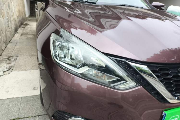 Used Nissan Sylphy 2016 1.6 XL CVT Deluxe Edition Right Front Headlight