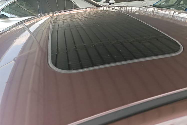 Used Nissan Sylphy 2016 1.6XV CVT Smart Enjoyment Version Roof
