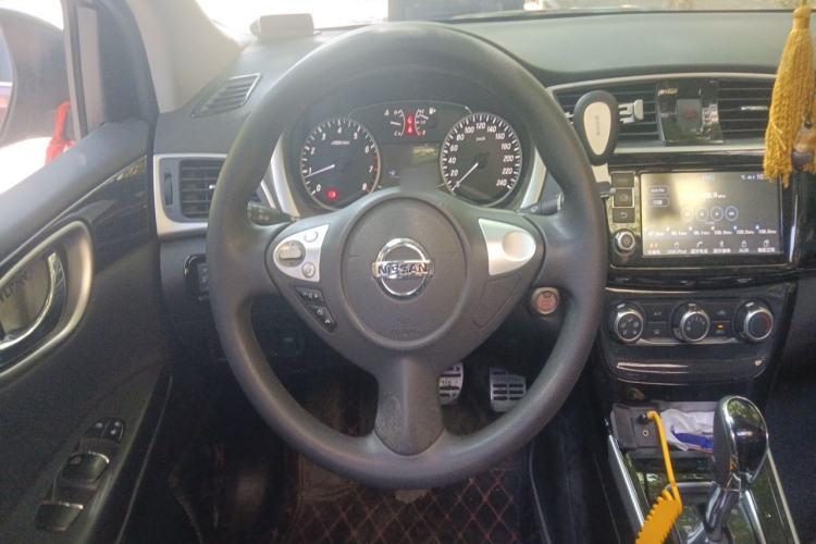 Used Nissan Sylphy 2016 1.6XV CVT Smart Enjoyment Version Steering Wheel