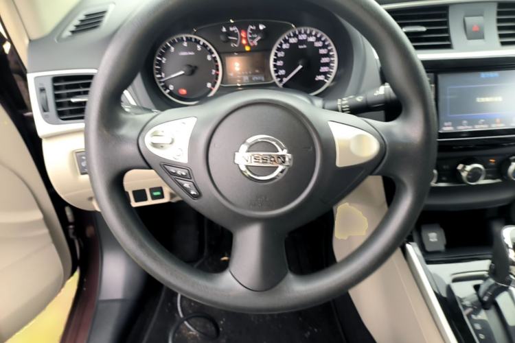 Used Nissan Sylphy 2016 1.6XV CVT Smart Enjoyment Version Steering Wheel