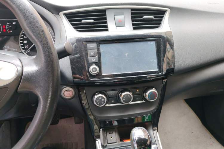Used Nissan Sylphy 2016 1.6 XL CVT Deluxe Edition Audio And AC Panel