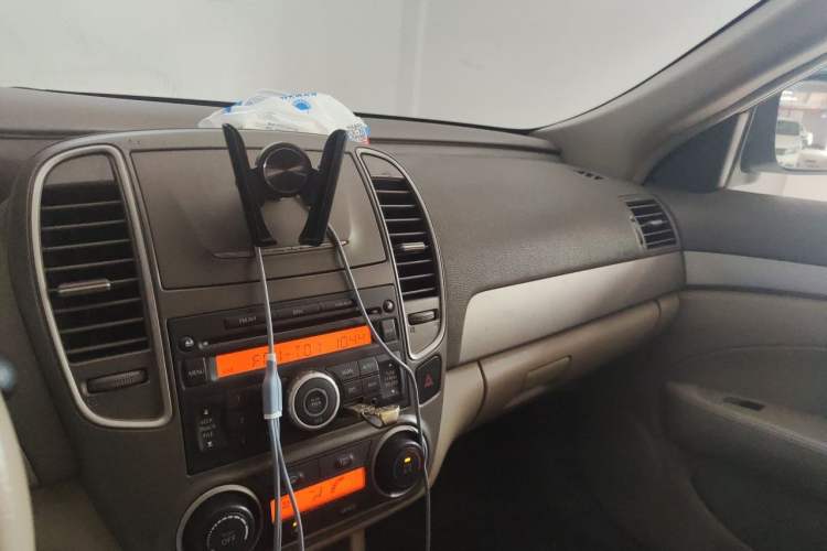 Used Nissan Sylphy 2016 Classic 1.6XE Automatic Comfort Edition Audio And AC Panel