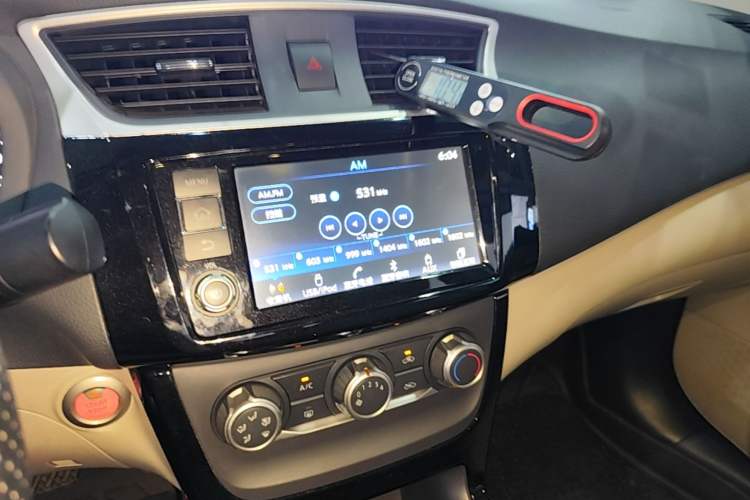 Used Nissan Sylphy 2016 1.6XV CVT Smart Enjoyment Version Audio And AC Panel