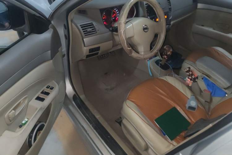 Used Nissan Sylphy 2016 Classic 1.6XE Automatic Comfort Edition Driver Seat