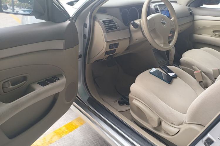 Used Nissan Sylphy 2016 Classic 1.6XE Automatic Leading Edition Driver Seat