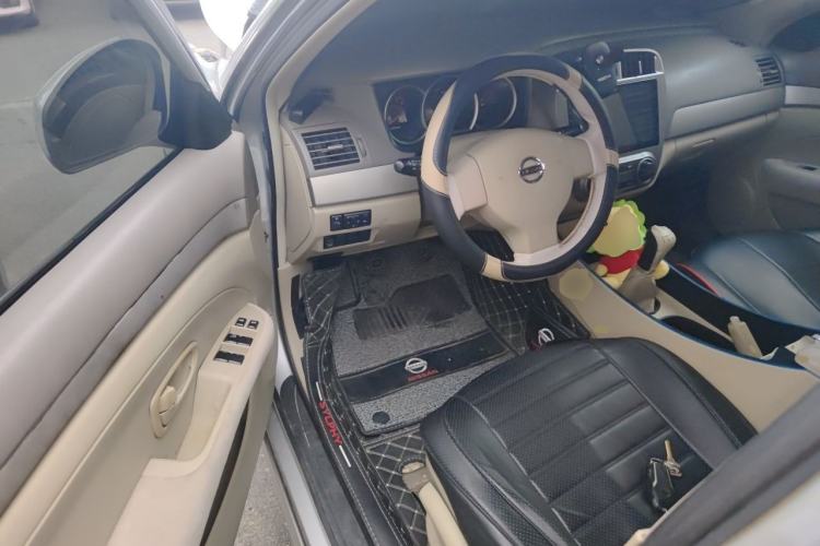 Used Nissan Sylphy 2016 Classic 1.6XE Manual Comfort Edition Driver Seat