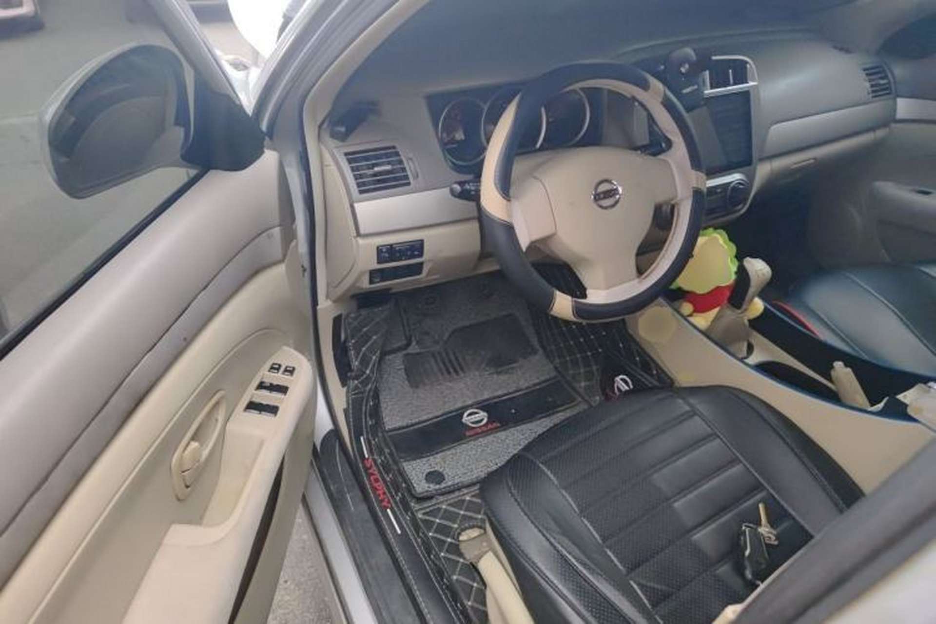 Used Nissan Sylphy 2016 Classic 1.6XE Manual Comfort Edition Driver Seat