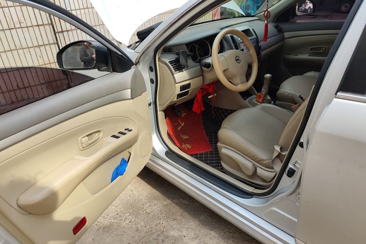 Used Nissan Sylphy 2016 1.6XE Manual Comfort Edition Driver Seat