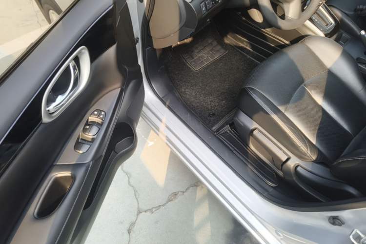Used Nissan Sylphy 2016 1.6XV CVT Smart Enjoyment Version Driver Seat