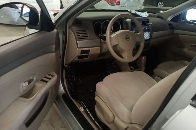 Used Nissan Sylphy 2016 Classic 1.6XE Automatic Leading Edition Driver Seat