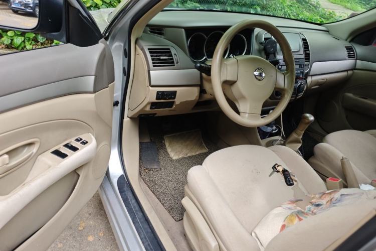 Used Nissan Sylphy 2016 Classic 1.6XE Manual Leading Edition Driver Seat