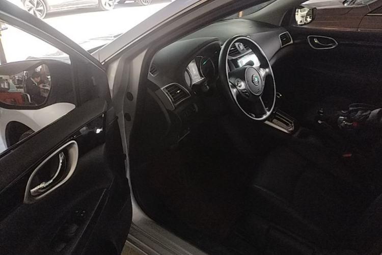 Used Nissan Sylphy 2016 1.6XV CVT ZhiZun Edition Driver Seat