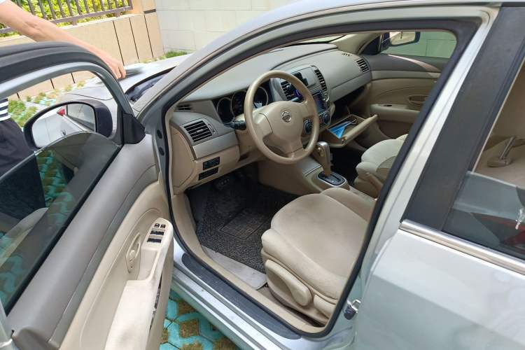 Used Nissan Sylphy 2016 Classic 1.6XE Automatic Leading Edition Driver Seat